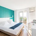Hotel Kemaris 3*