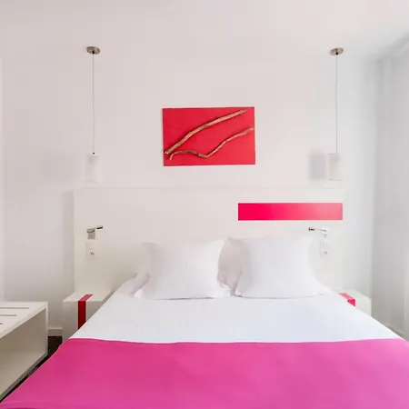 Kemaris Hotel 3*