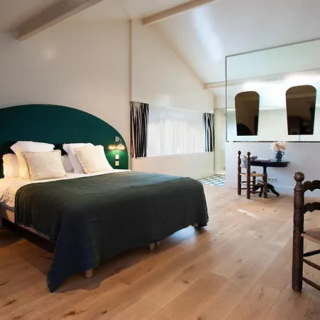 Kemaris 3* 비아히쯔