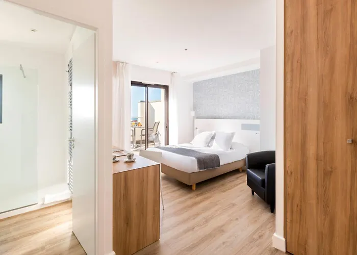 Kemaris ビアリッツ